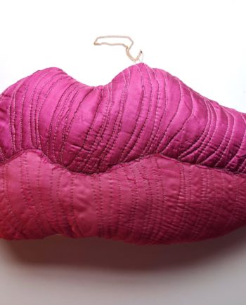 'Lips' quilted pillow piece