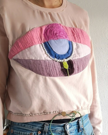 'Third eye' sweater